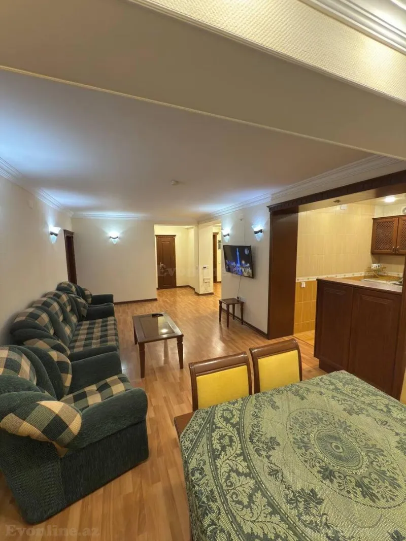 Kirayə verilir 3 otaqlı Mənzil Yeni tikili 110 m² İçərişəhər m. - şəkil 3