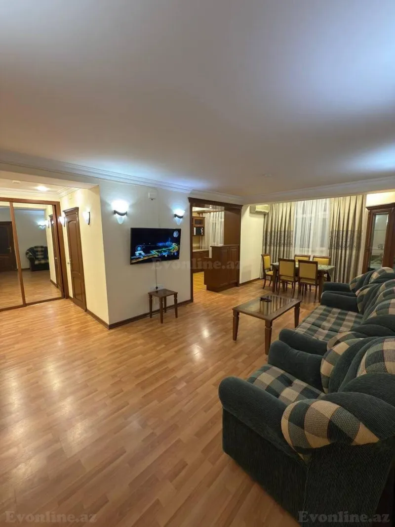 Kirayə verilir 3 otaqlı Mənzil Yeni tikili 110 m² İçərişəhər m. - şəkil 4