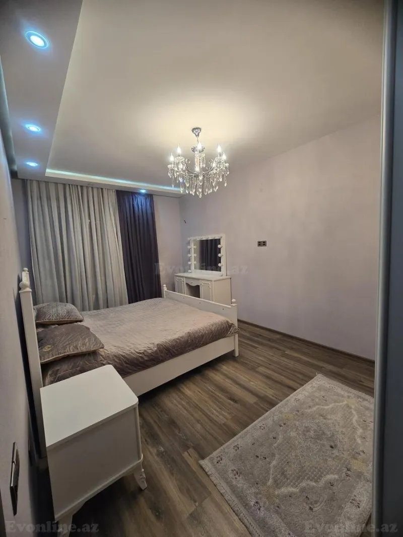 Kirayə verilir 3 otaqlı Mənzil Köhnə tikili 72 m² 3-cü mikrorayon