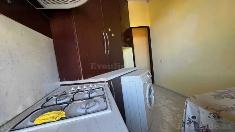 Satılır 3 otaqlı Mənzil Köhnə tikili 100 m² Nəsimi r. - şəkil 9