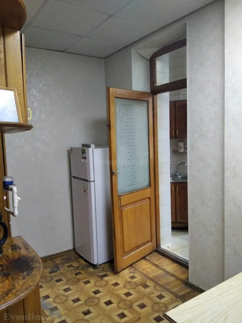 Kirayə verilir Ofis 90 m² 28 May m. - şəkil 8