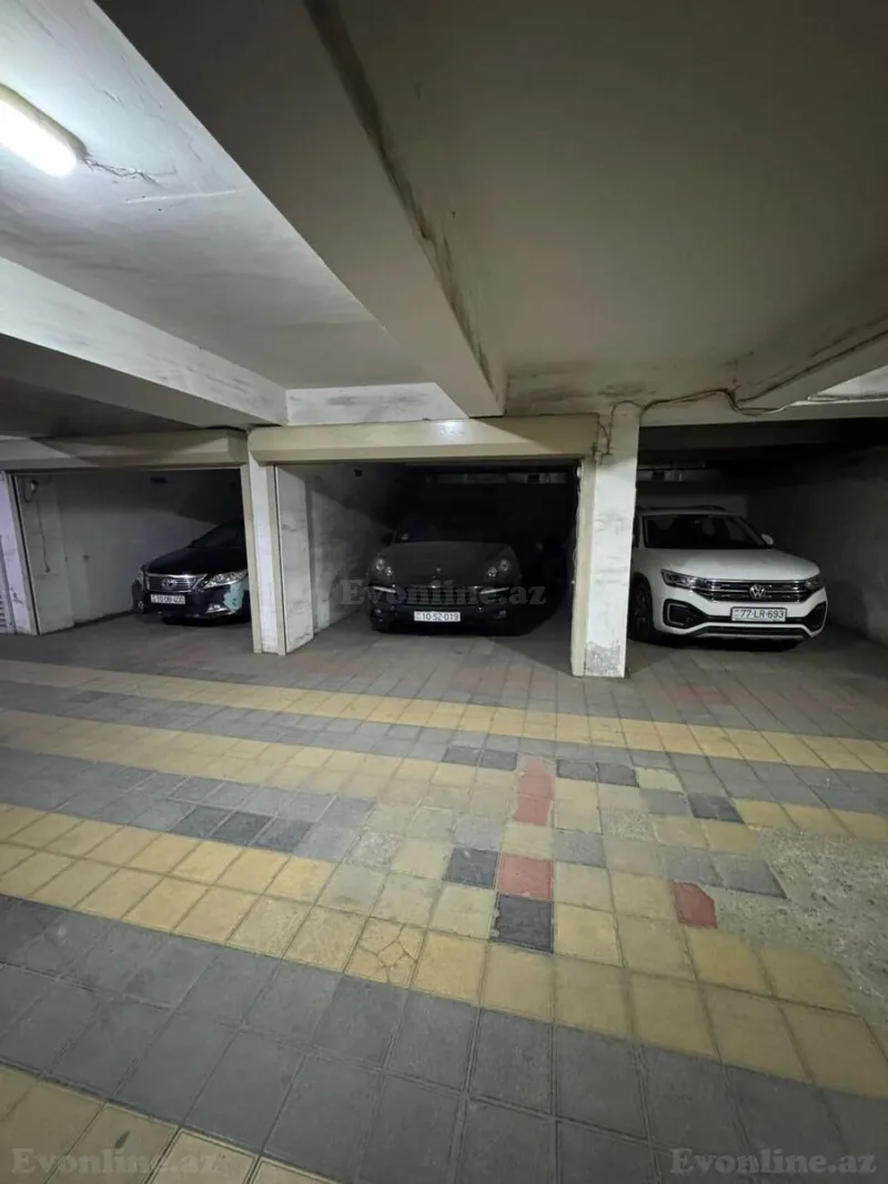 Satılır 4 otaqlı Mənzil Yeni tikili 171 m² Nəsimi r. - şəkil 5