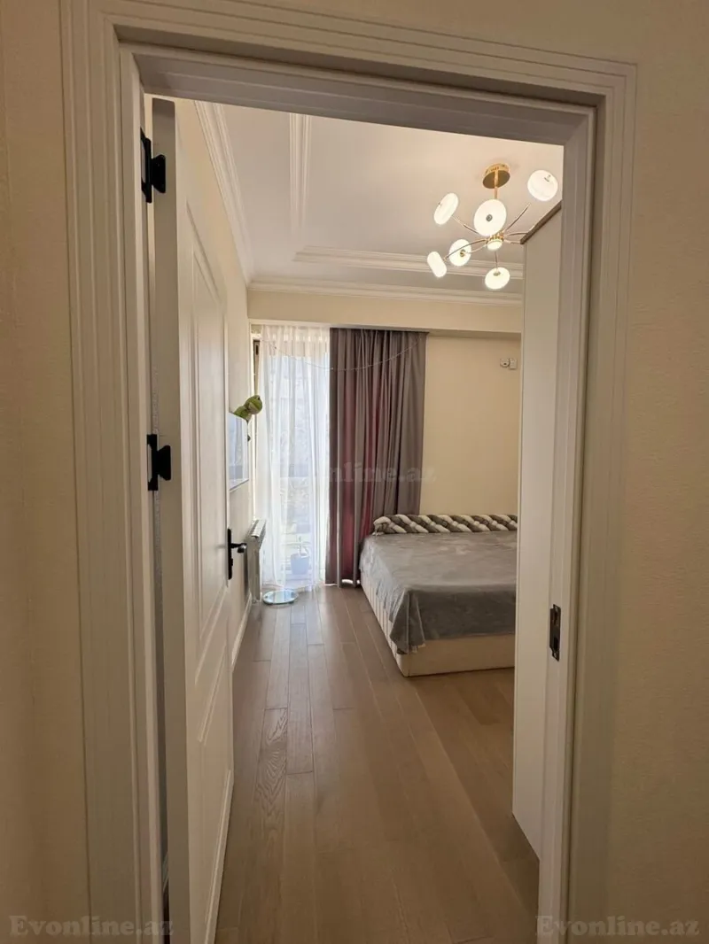 Satılır 2 otaqlı Mənzil Yeni tikili 60 m² 8 Noyabr m. - şəkil 4