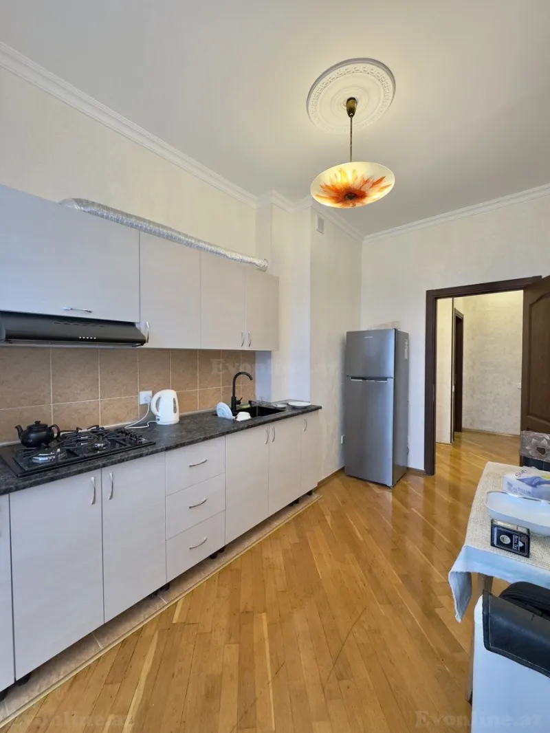 Kirayə verilir 3 otaqlı Mənzil Yeni tikili 130 m² Nəriman Nərimanov m. - şəkil 10