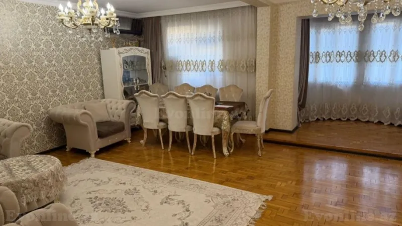 5 otaqlı Mənzil 112 m² Əhmədli Satılır