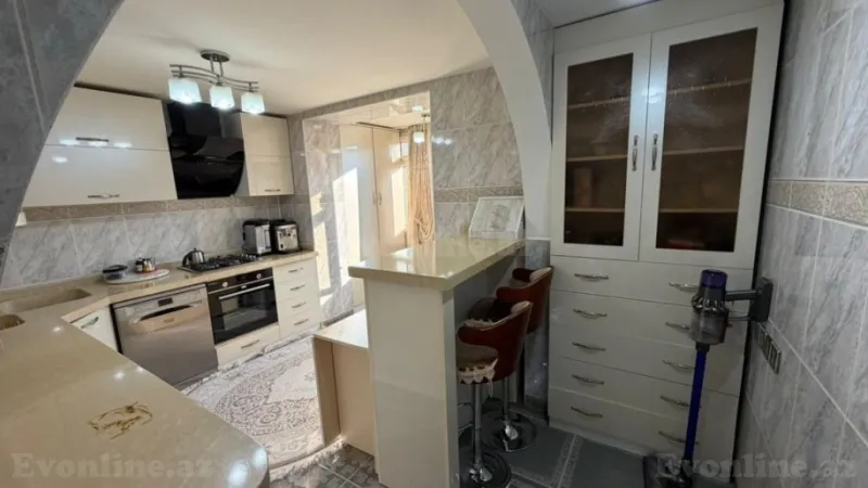 Satılır 5 otaqlı Mənzil Köhnə tikili 112 m² Əhmədli - şəkil 10