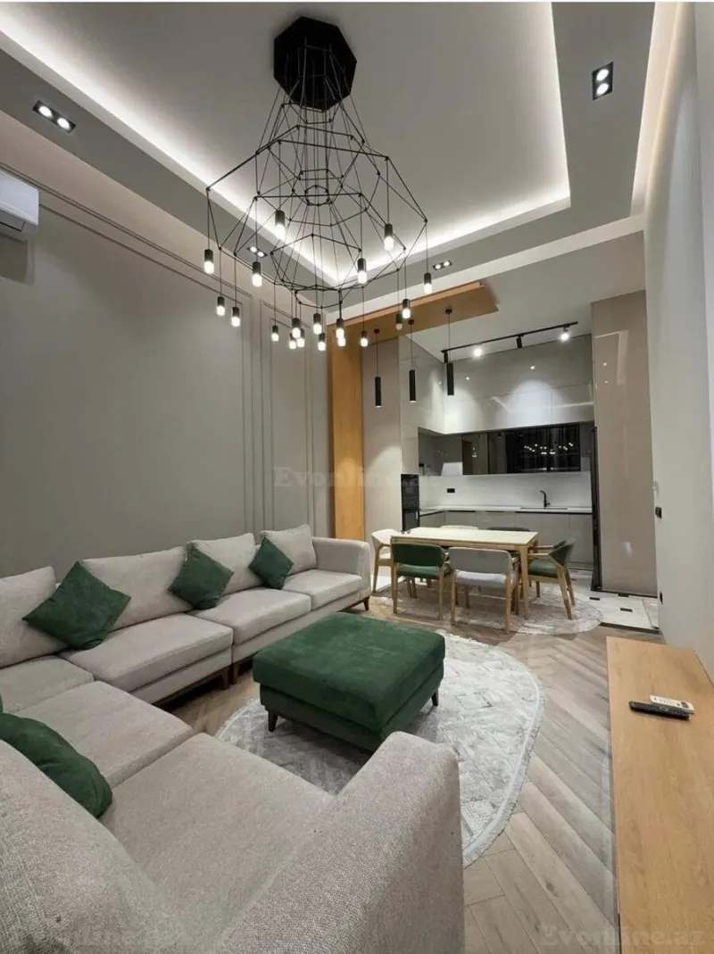 Kirayə verilir 2 otaqlı Mənzil Yeni tikili 76 m² 8 Noyabr m.