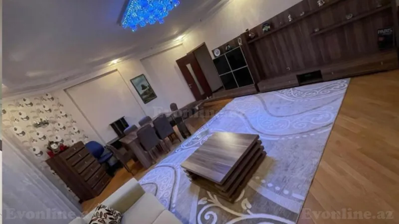 5 otaqlı Mənzil 270 m² 28 May m. Kirayə verilir