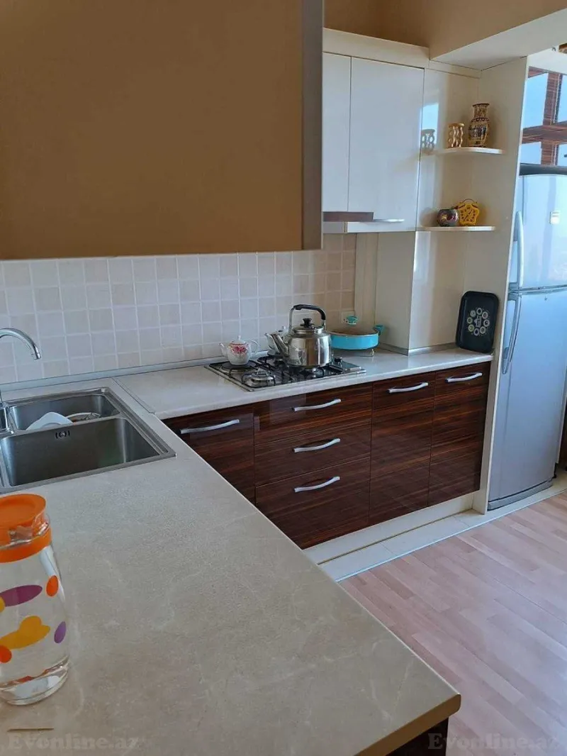 Satılır 2 otaqlı Mənzil Köhnə tikili 70 m² 9-cu mikrorayon - şəkil 7