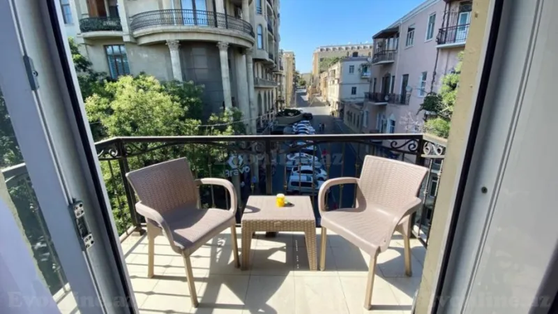 Kirayə verilir 1 otaqlı Mənzil Köhnə tikili 45 m² İçərişəhər m. - şəkil 16