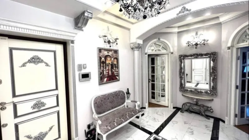 Satılır 4 otaqlı Mənzil Yeni tikili 215 m² Nəriman Nərimanov m. - şəkil 4