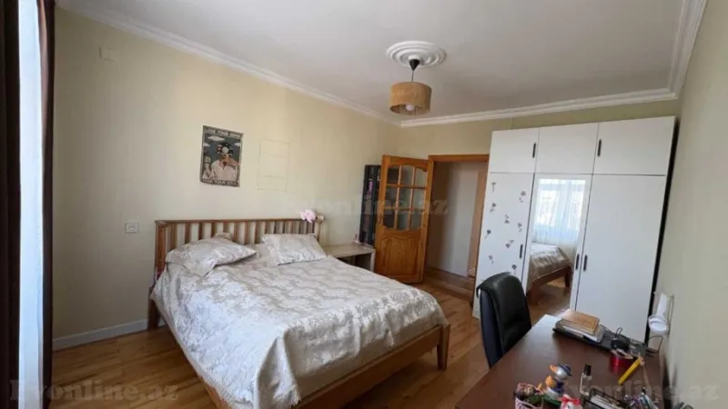 Satılır 4 otaqlı Mənzil Köhnə tikili 125 m² Badamdar - şəkil 12