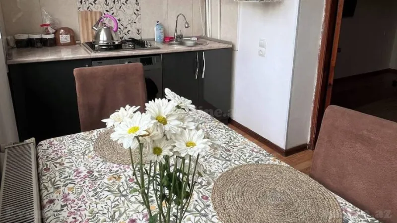 Kirayə verilir 2 otaqlı Mənzil Köhnə tikili 70 m² 28 May m. - şəkil 8