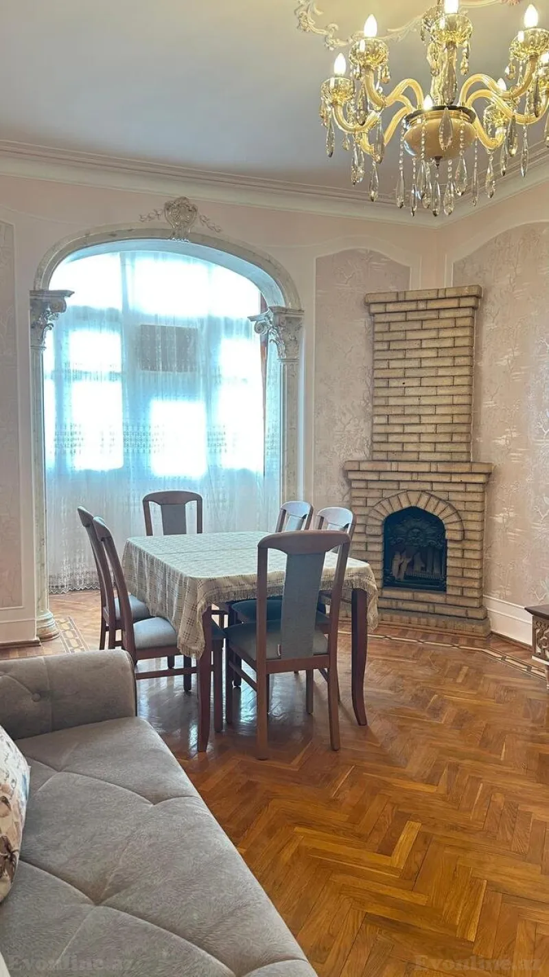 Satılır 3 otaqlı Mənzil Köhnə tikili 110 m² Nəriman Nərimanov m. - şəkil 2