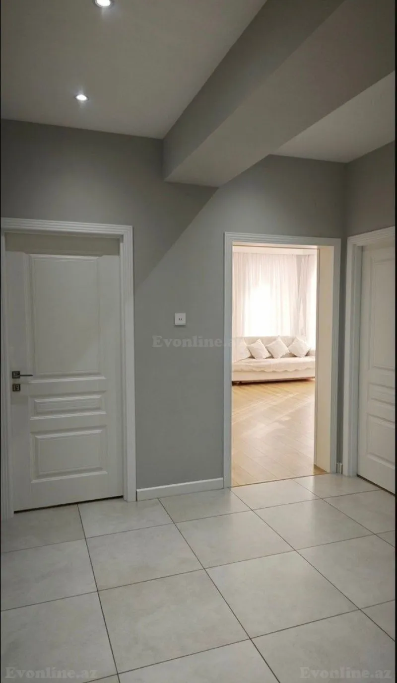 Satılır 4 otaqlı Mənzil Yeni tikili 100 m² 8-ci kilometr - şəkil 3