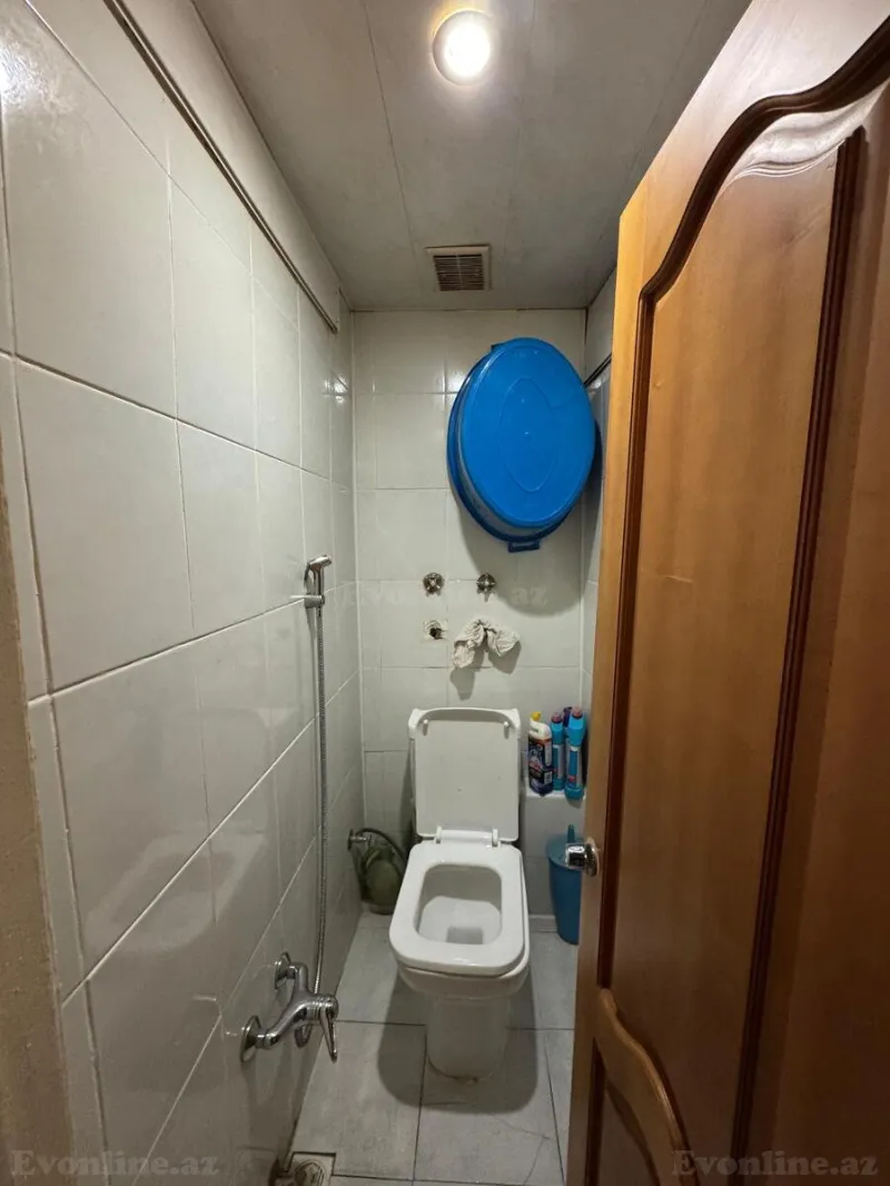 Satılır 2 otaqlı Mənzil Köhnə tikili 63 m² Nərimanov r. - şəkil 11