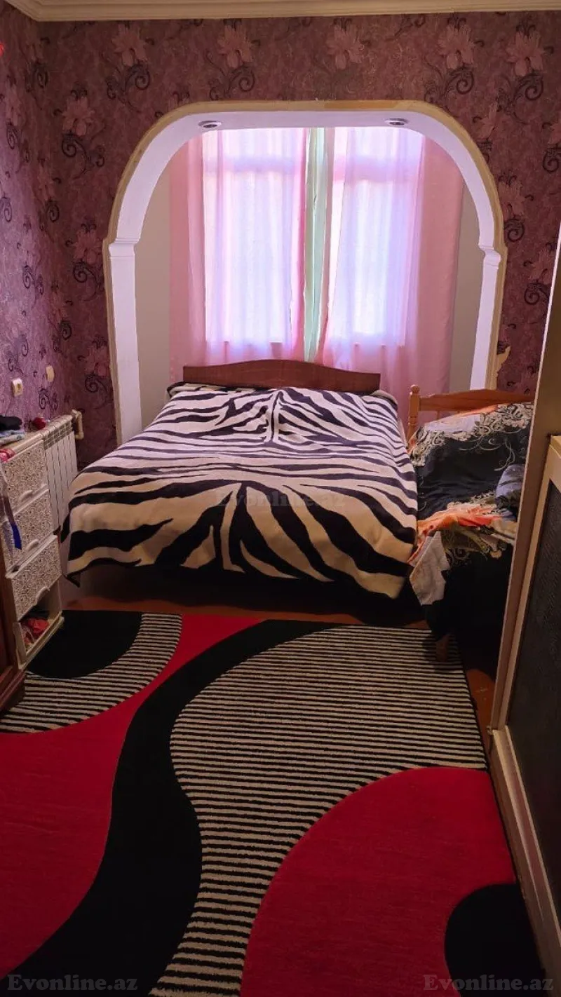 Satılır 4 otaqlı Mənzil Köhnə tikili 90 m² Həzi Aslanov m. - şəkil 3