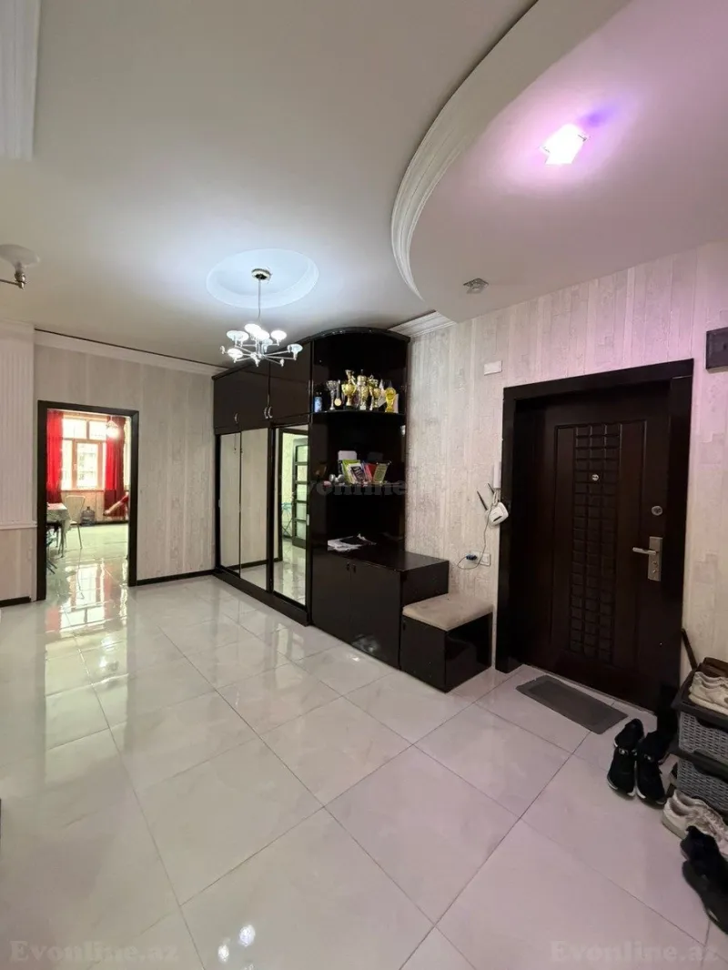 Satılır 3 otaqlı Mənzil Yeni tikili 125 m² 8 Noyabr m. - şəkil 4