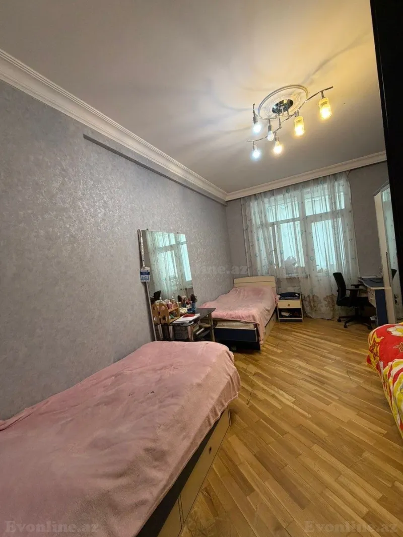 Satılır 3 otaqlı Mənzil Yeni tikili 125 m² 8 Noyabr m. - şəkil 9