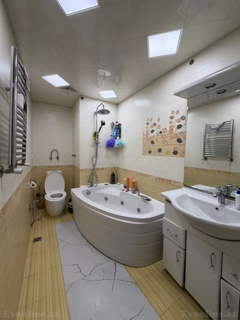 Satılır 3 otaqlı Mənzil Yeni tikili 125 m² 8 Noyabr m. - şəkil 15