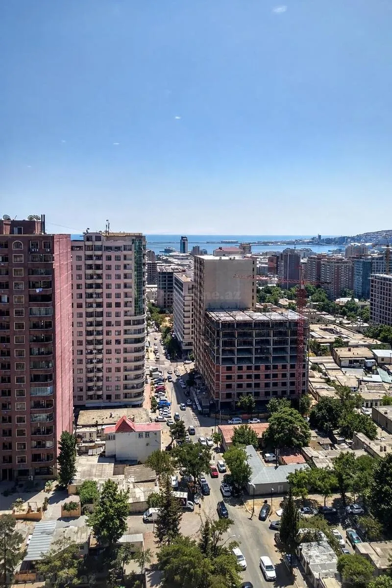 Satılır 4 otaqlı Mənzil Yeni tikili 145 m² 28 May m. - şəkil 3