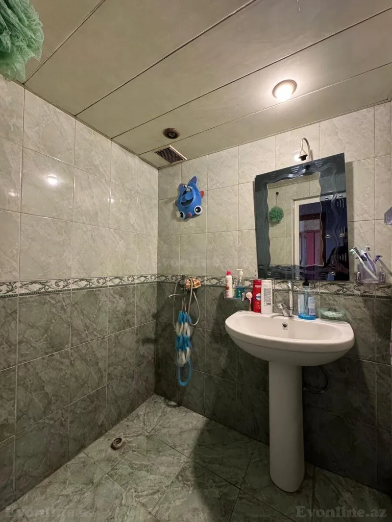 Satılır 3 otaqlı Mənzil Köhnə tikili 120 m² Yasamal r. - şəkil 9