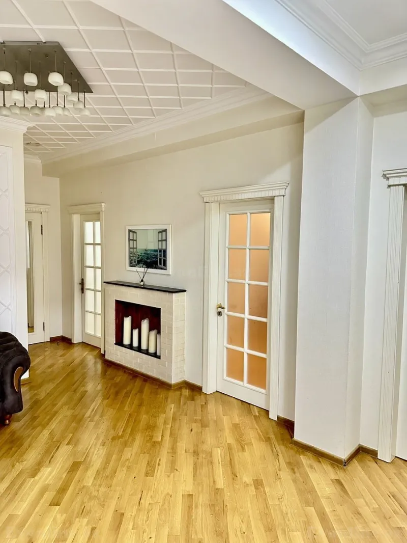 Kirayə verilir 3 otaqlı Mənzil Yeni tikili 120 m² 28 May m. - şəkil 7