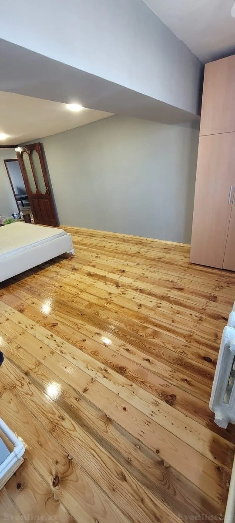 Satılır 3 otaqlı Mənzil Yeni tikili 100 m² Elmlər Akademiyası m. - şəkil 3