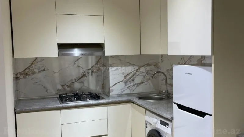 Kirayə verilir 2 otaqlı Mənzil Yeni tikili 50 m² Yasamal - şəkil 6