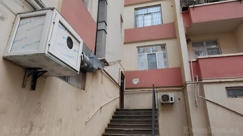 Satılır 2 otaqlı Mənzil Yeni tikili 66 m² Binəqədi r. - şəkil 2