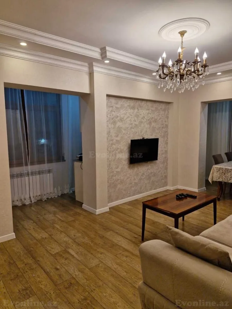 Satılır 3 otaqlı Mənzil Yeni tikili 74 m² Azadlıq prospekti m. - şəkil 5