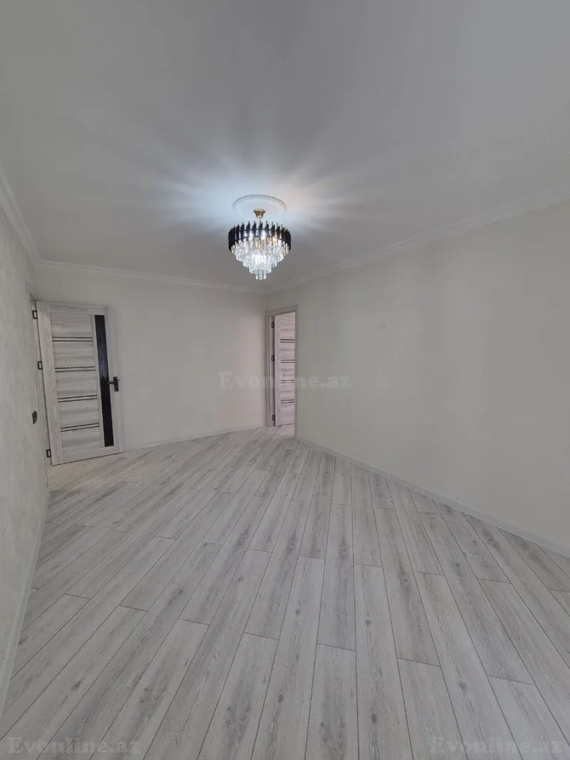 Satılır 2 otaqlı Mənzil Köhnə tikili 55 m² Neftçilər m. - şəkil 2