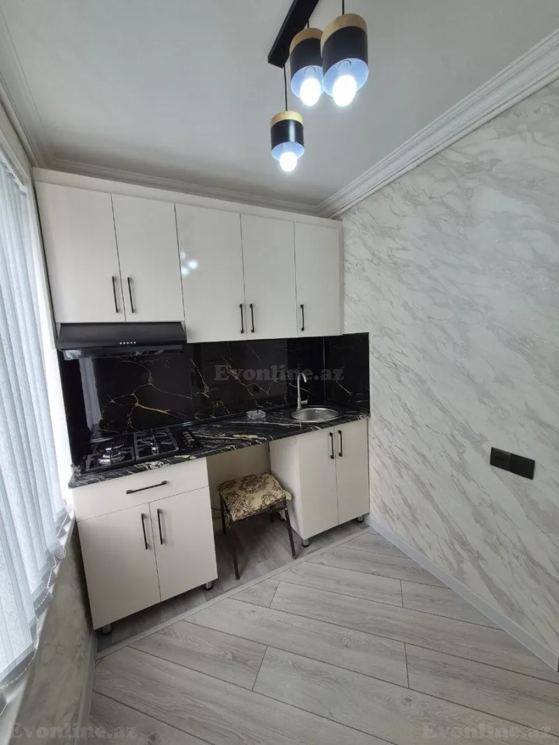 Satılır 2 otaqlı Mənzil Köhnə tikili 55 m² Neftçilər m. - şəkil 5