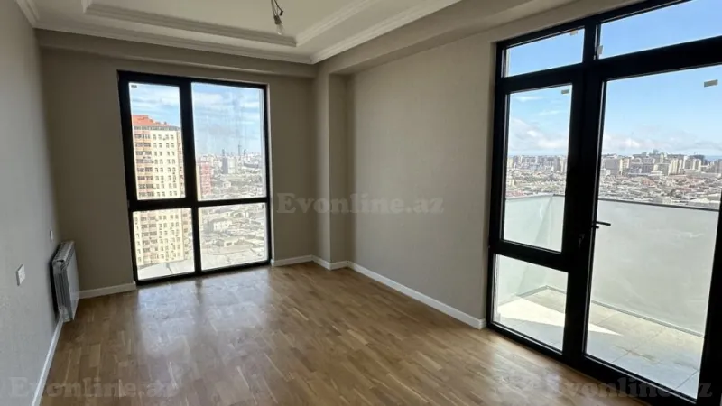 Bakı, Nəsimi r., Memar Əcəmi m., 2-ci mikrorayonda 3 otaqlı mənzil satılır