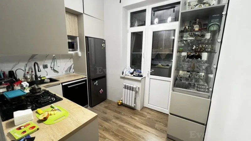 Satılır 2 otaqlı Mənzil Yeni tikili 60 m² Yasamal - şəkil 3