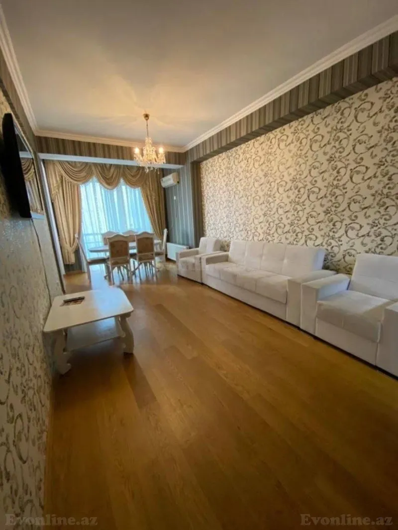 Kirayə verilir 3 otaqlı Mənzil Yeni tikili 135 m² Yasamal r.