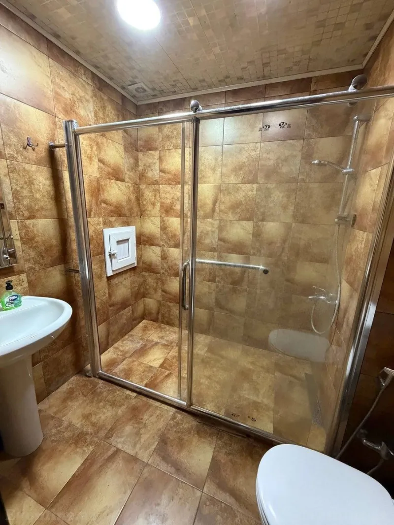 Kirayə verilir 3 otaqlı Mənzil Yeni tikili 135 m² Yasamal r. - şəkil 6