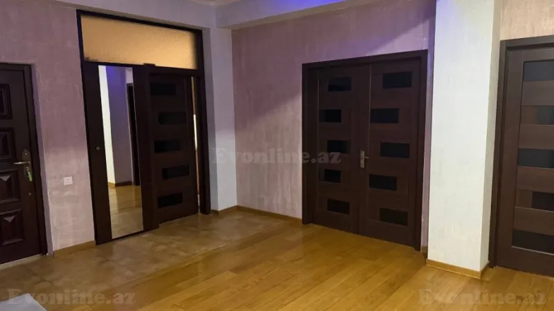 Kirayə verilir 3 otaqlı Mənzil Yeni tikili 135 m² Yasamal r. - şəkil 8