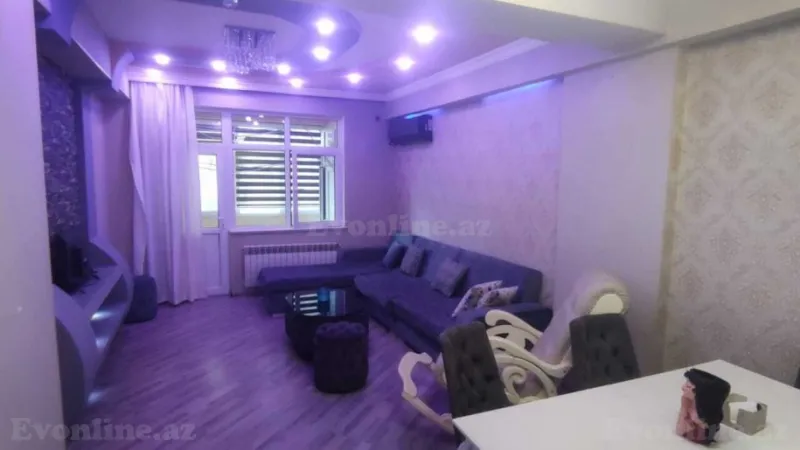 Bakı, Yasamal r., 20 Yanvar m.da 4 otaqlı mənzil kirayə verilir