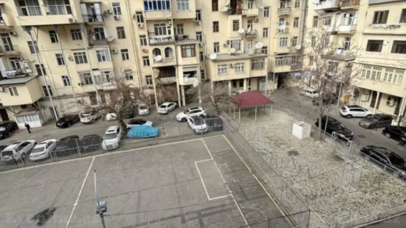 Kirayə verilir 2 otaqlı Mənzil Köhnə tikili 60 m² 28 May m. - şəkil 2