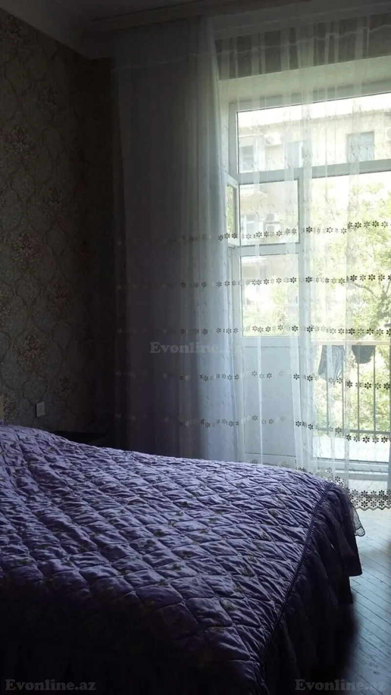 Kirayə verilir 2 otaqlı Mənzil Köhnə tikili 60 m² 28 May m. - şəkil 5