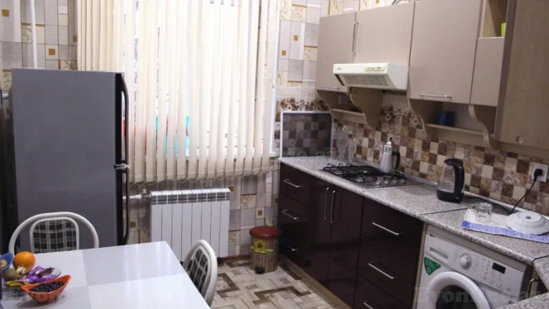 Kirayə verilir 2 otaqlı Mənzil Köhnə tikili 60 m² 28 May m. - şəkil 6