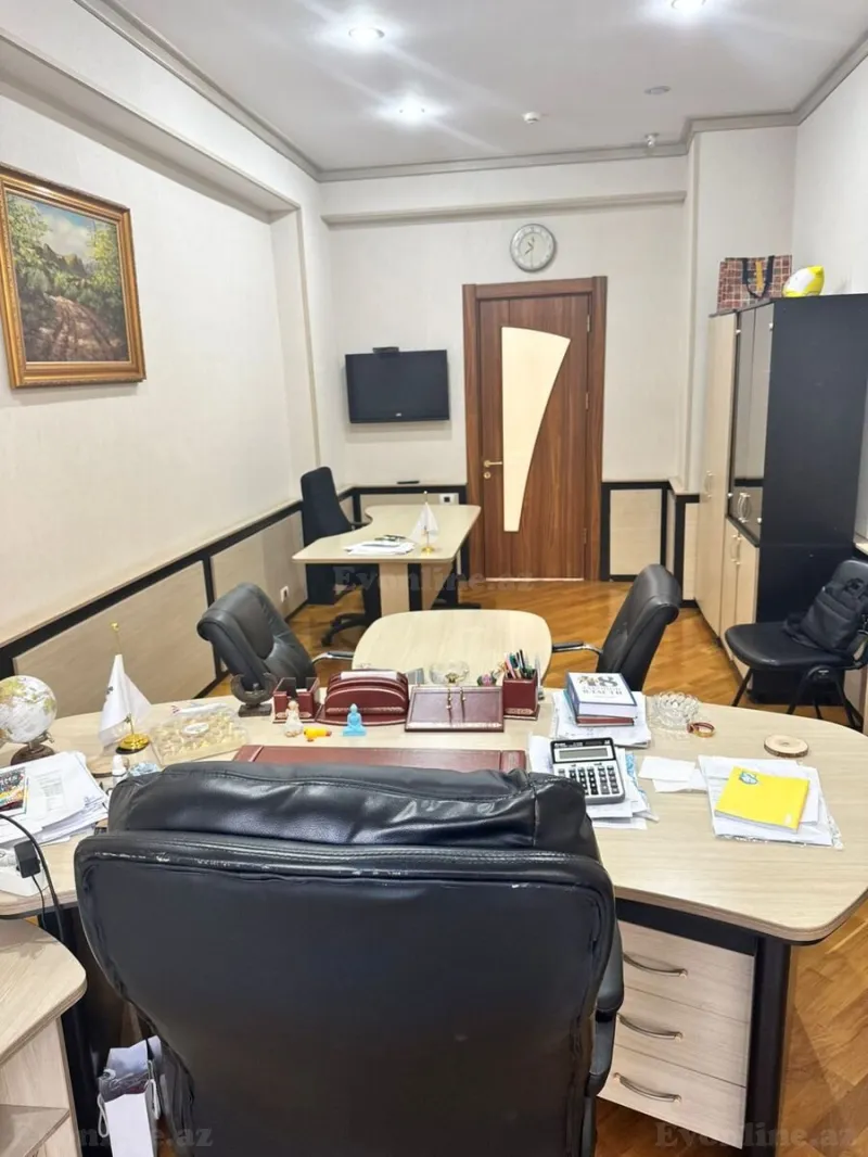 Kirayə verilir Ofis 350 m² Nəriman Nərimanov m. - şəkil 12
