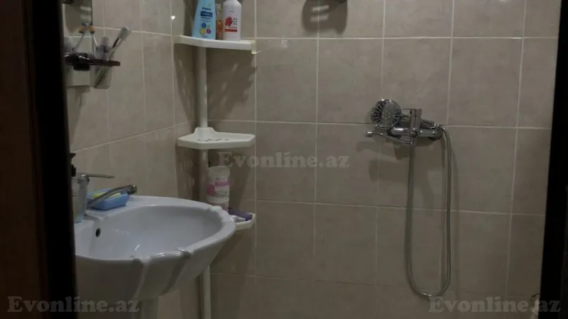 Kirayə verilir 2 otaqlı Mənzil Köhnə tikili 80 m² Qəbələ - şəkil 8