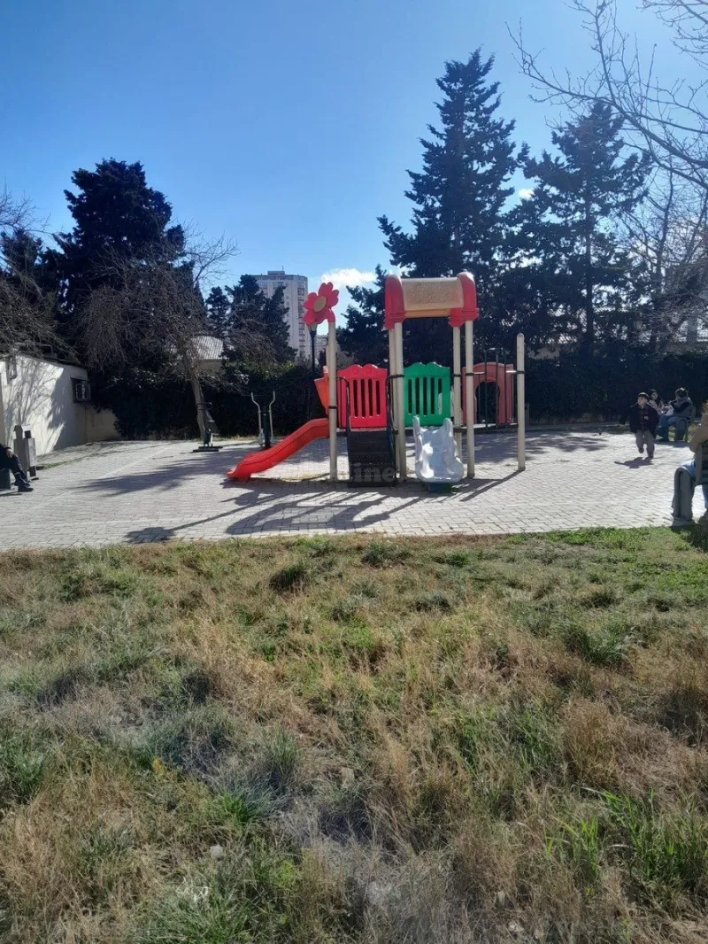 Satılır 3 otaqlı Mənzil Köhnə tikili 85 m² 8-ci mikrorayon - şəkil 15