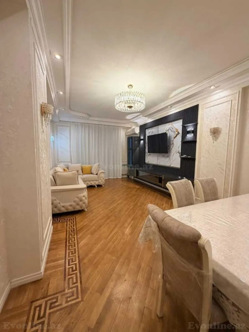 Satılır 3 otaqlı Mənzil Yeni tikili 132 m² 28 May m.