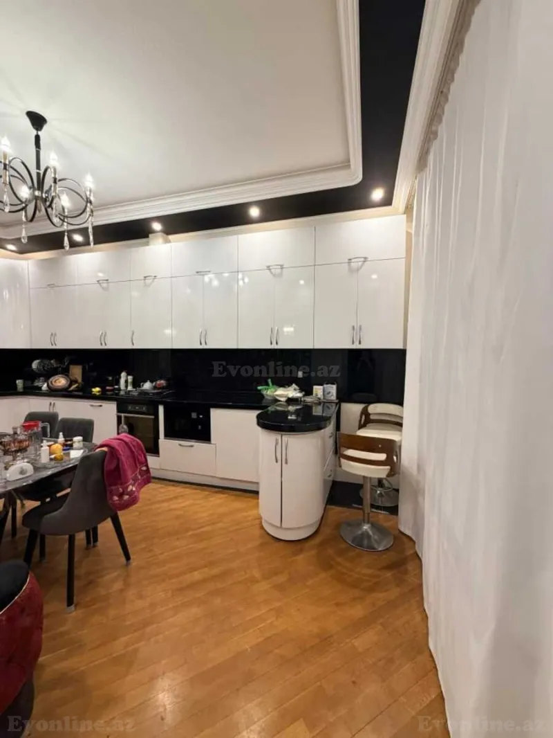 Satılır 3 otaqlı Mənzil Yeni tikili 132 m² 28 May m. - şəkil 15