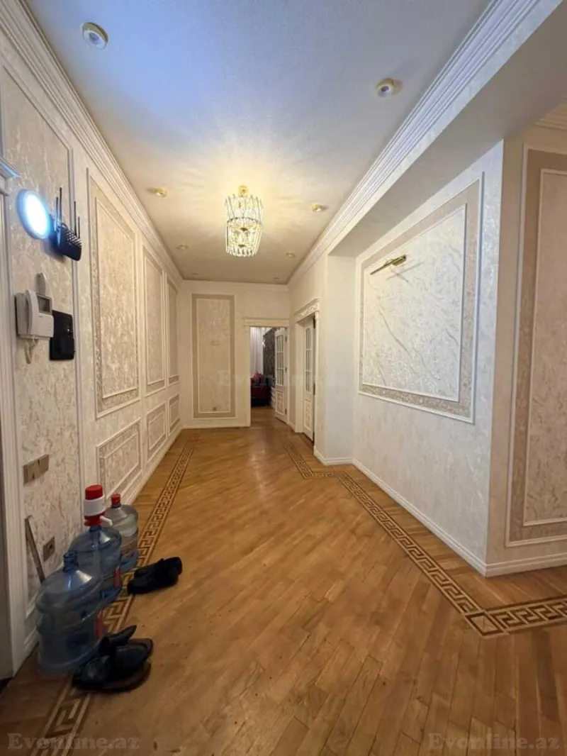 Satılır 3 otaqlı Mənzil Yeni tikili 132 m² 28 May m. - şəkil 16