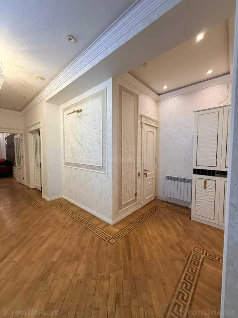Satılır 3 otaqlı Mənzil Yeni tikili 132 m² 28 May m. - şəkil 18