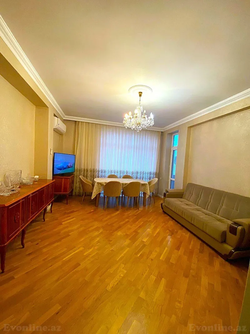 Bakı, Nərimanov r., Nəriman Nərimanov m.da 2 otaqlı mənzil satılır